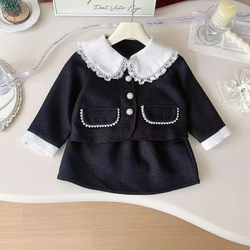 مجموعة ملابس الفتيات للربيع والخريف مجموعة جديدة معطف دانتيل بياقة للأطفال + تنورة قصيرة لطيفة مكونة من قطعتين ملابس أطفال