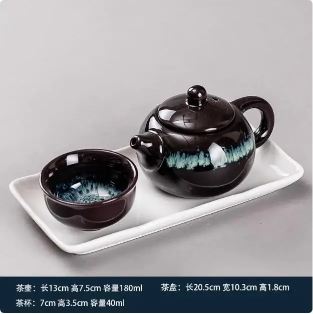 Kung Fu theeservies met theeblad, eenvoudige moderne theepot, Japans, hotelkamers, slaapzaal, thuis