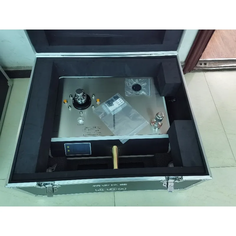 

Digital 250 bar Dead Weight Piston Tester LCD Hydraulic Pressure Gauge Calibrator