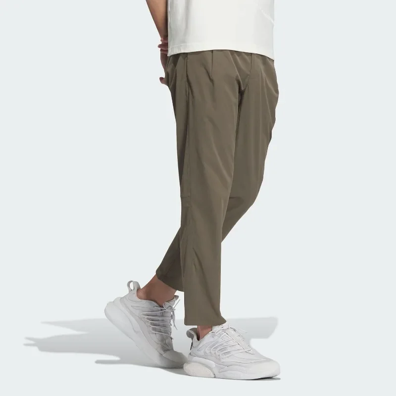 Adidas Unisex Autumn Winter Breathable Mesh for Men Women, Relaxed Waist Cuffed Jogger Daily Commute Trousers JE6671
