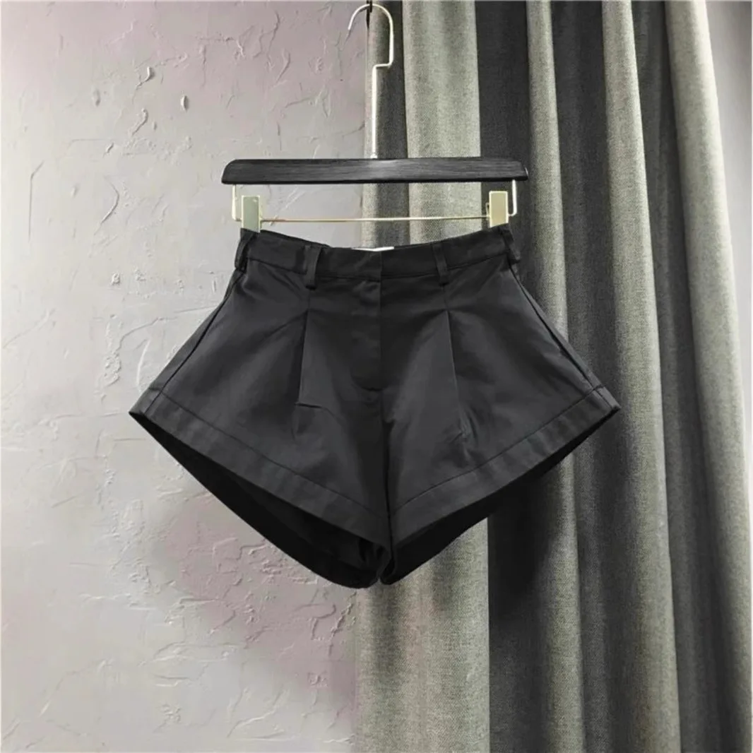 Korean Black High Waist Shorts Women's Autumn New Loose A-shaped Hot Pants Booty Shorts
