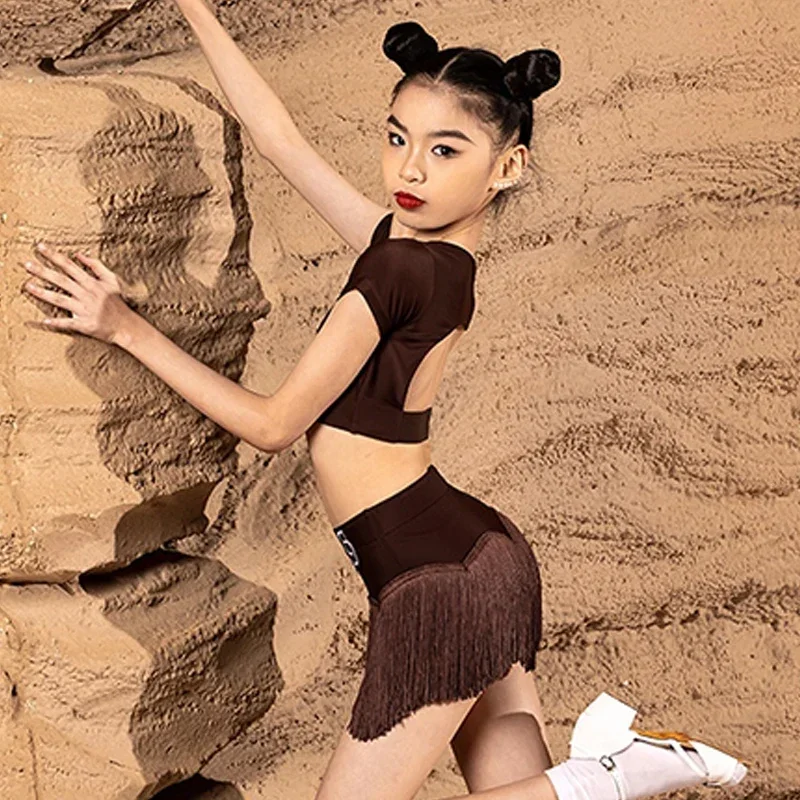 مجموعة ملابس الرقص اللاتينية الجديدة للفتيات لصيف 2025 ملابس الرقص اللاتيني تنورة سوداء مهدب تشا تشا رومبا ملابس ممارسة الرقص السامبا