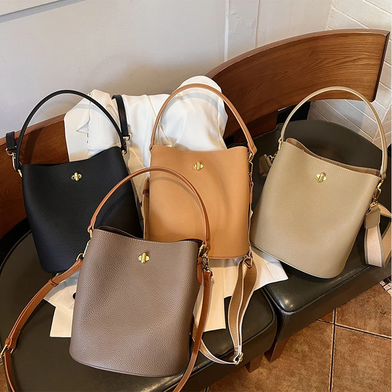 

2025 New Women's Bucket Bag, Simple Leather Handbag, Versatile Cowhide Shoulder Bag, Large Capacity Crossbody Bag