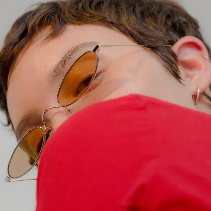 Retro Małe owalne okulary przeciwsłoneczne dla mężczyzn Męskie retro metalowa ramka Żółte czerwone Vintage Małe okrągłe okulary przeciwsłoneczne dla kobiet Очки Мужские