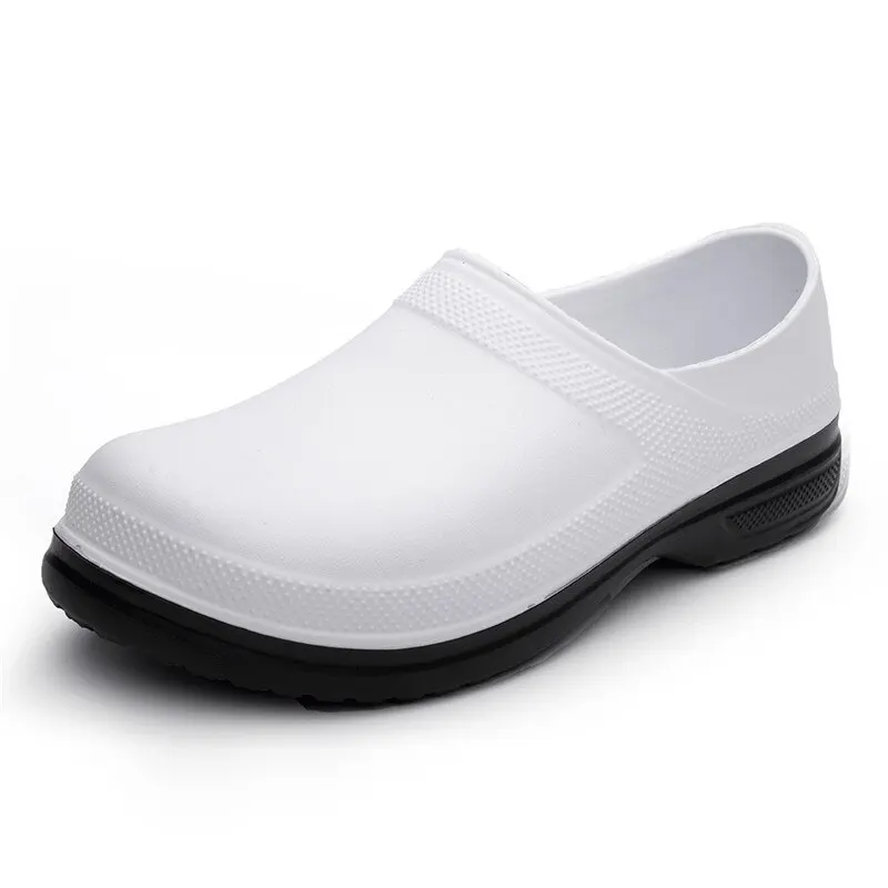 2021 New Hotel Kitchen Clogs Non-slip Waterproof Oil-proof Work Shoes Breathable Resistant Kitchen Cook Chef Shoes Plus Size