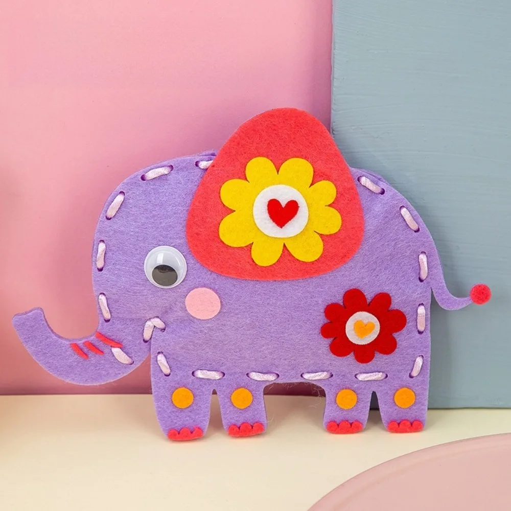 Sewing Kit for Beginner Kids Arts Crafts Cute Cartoon DIY Projects of Stuffed Animal Dolls Pendant Shoulder Bag Threaded Toys