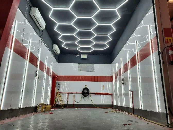 

Factory Supplier 5x8M Led Hexagon Light for Car Showroom 4S Workshop Home Garage Gym Dropshipping