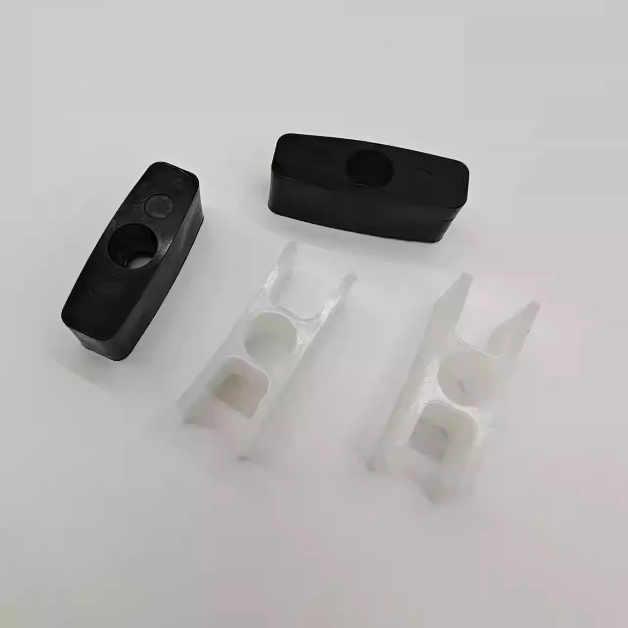 

100PCS Applicable for Thyssen elevator door sliders S200 K200 Fomate/Thyssen hall door landing door car door black and white