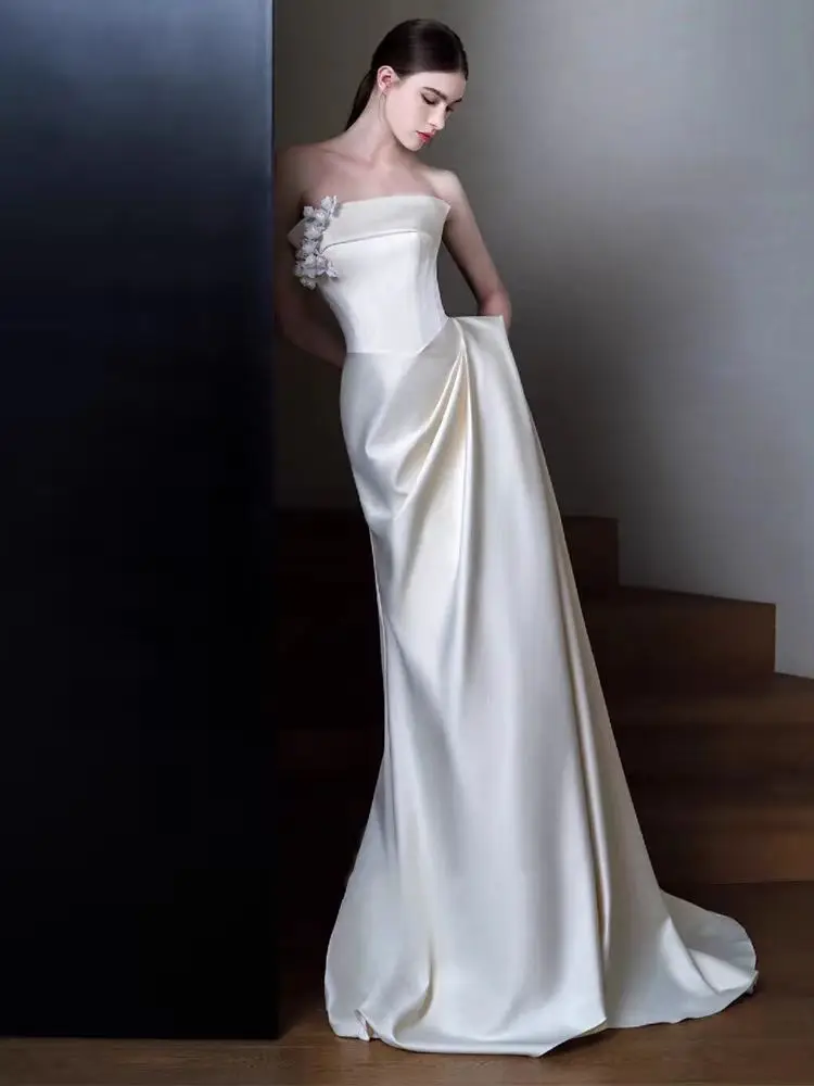 Squisiti abiti da sposa per belle donne eleganti abiti da sposa con superficie in raso liscio lunghezza della pulizia principessa Vestidos De Novias