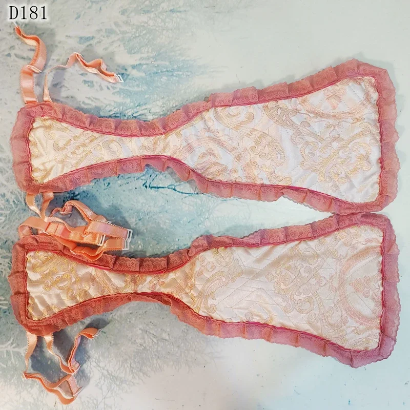 Braguitas de hombre hechas a mano con dobladillo de encaje floral y sedoso