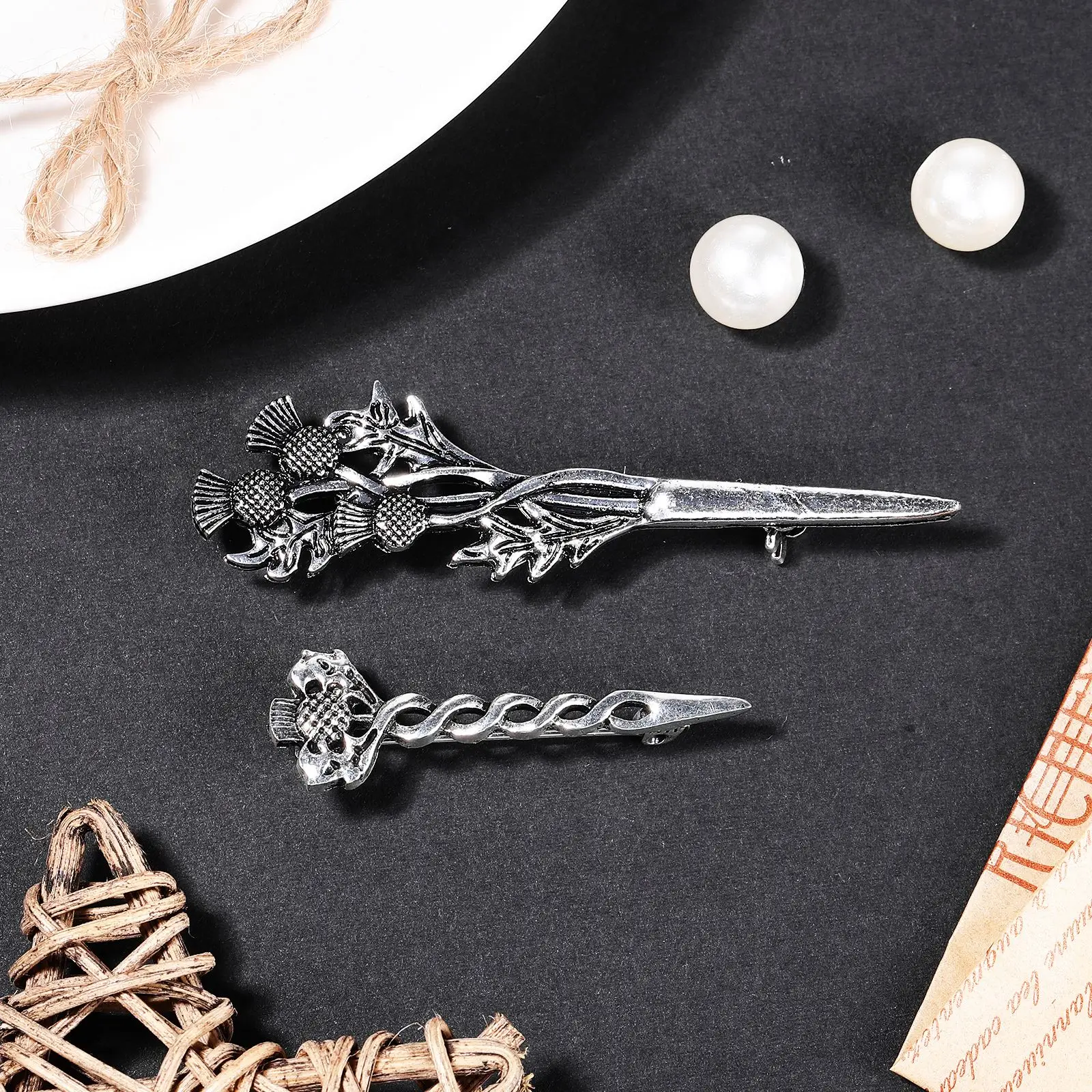 2Pcs Brooches Suits Thistle Collar Pins Decorative Gift Metal Scottish Gifts Women Clips Lapel Vintage Scottish Clips Decorative