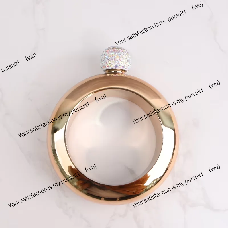 Unique bracelet-shaped jug, silver square mini jug for whisky and brandy portable bottles