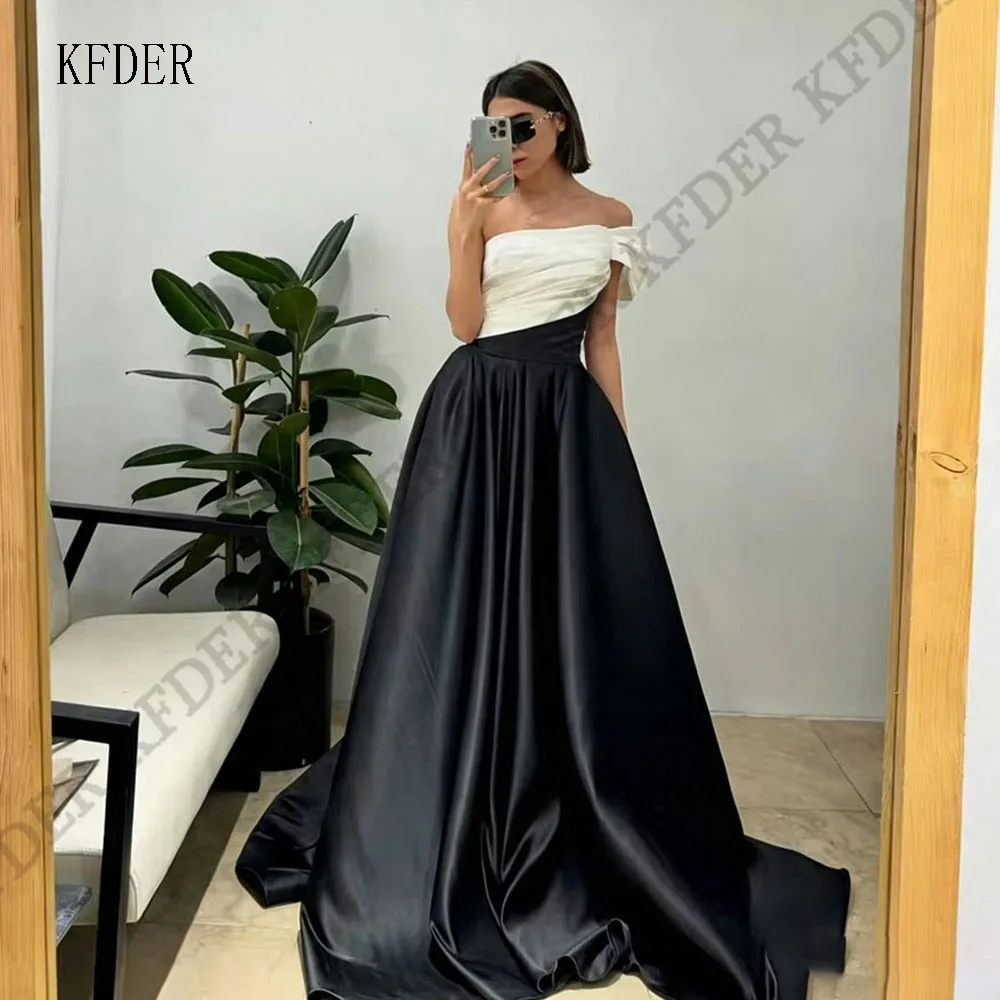 Customized Saudi Luxury Evening Dresses Black White Princess Satin Strapless Sleeveless Pleated Floor-length Formal Prom Gown