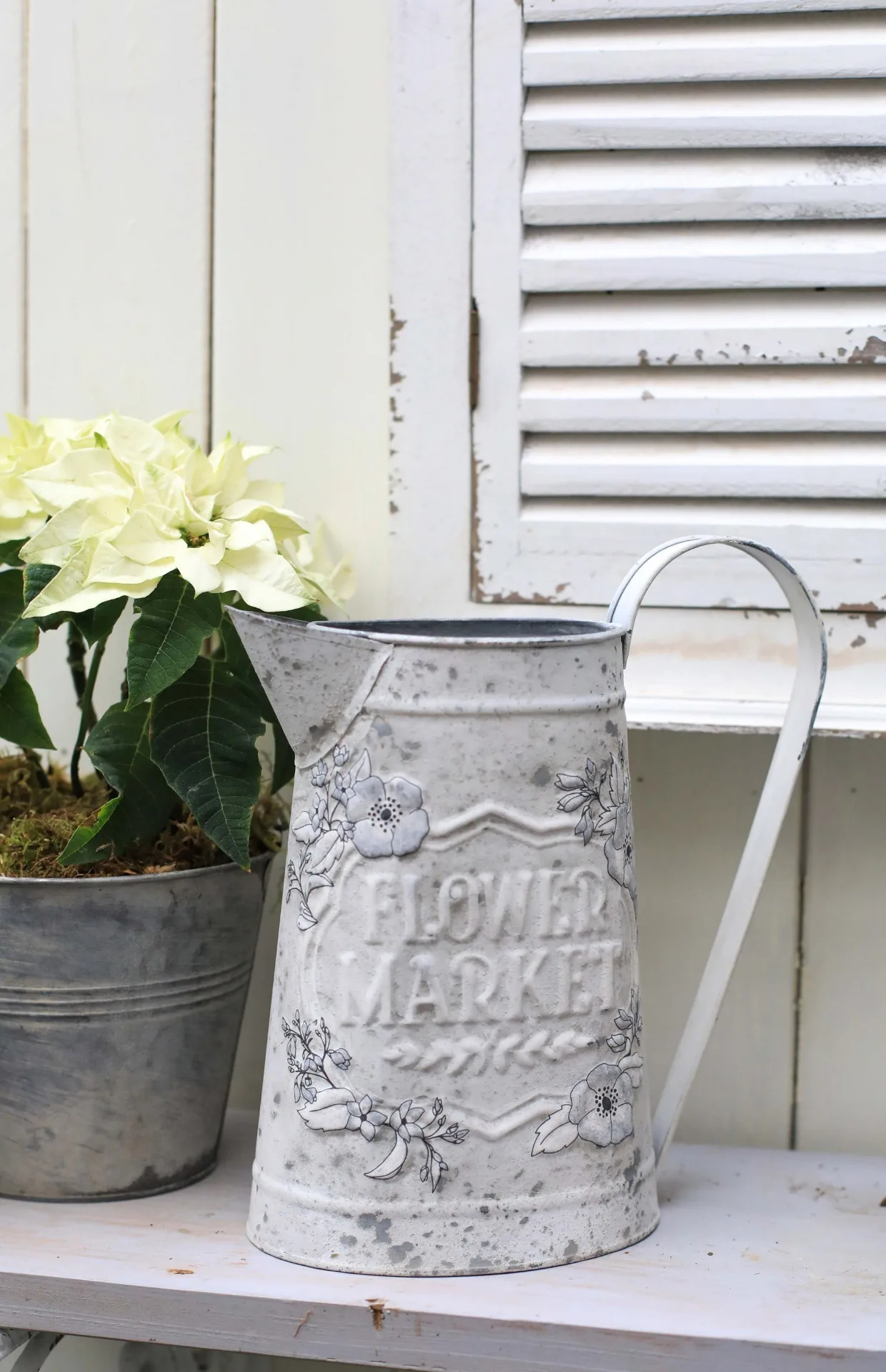 

Rustic Retro White Embossed Floral Decorative Water Can Design Metal Flower Vase