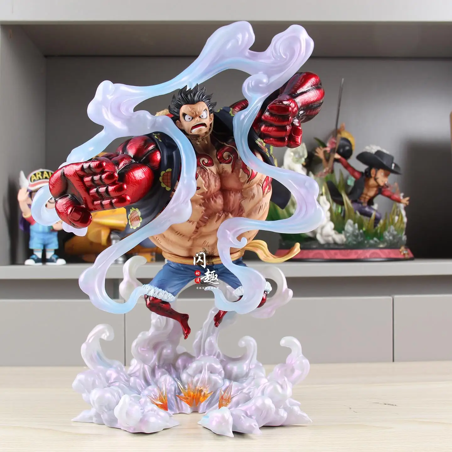 One Piece Monkey D Luffy Gear 4 Onigashima GK Statue Anime Action Figure Collectible Model Desktop Ornament For Anime Fans
