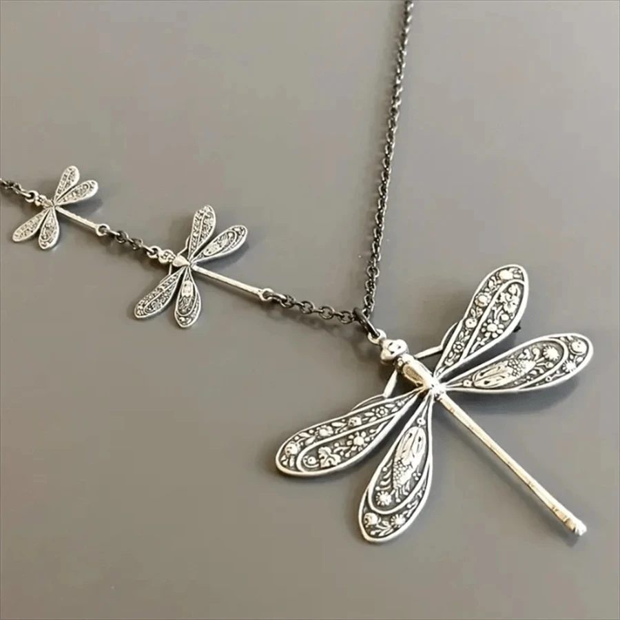 1pc Exquisite Dragonfly Hollowed Out Animal Fashion Alloy Silver Color Necklace Pendant Woman Party