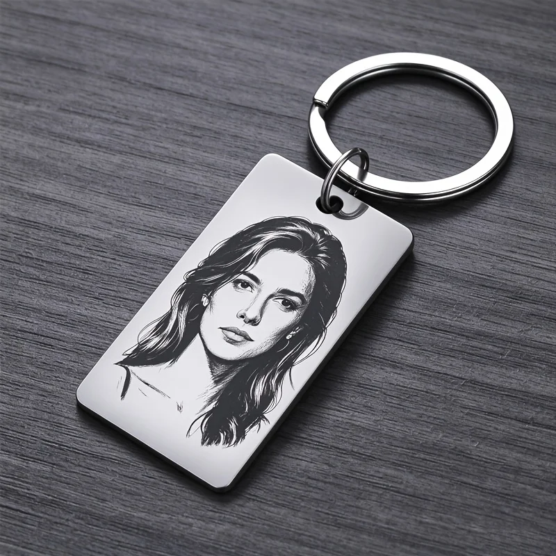 1 Piece Personalized Holiday Souvenir Small Gift Keychain, Laser-Engraved Photo Stainless Steel Keychain, for Couples, Friends, Pets, Etc., Anniversary Holiday Souvenir, Valentine's Day Christmas Gift, Graduation Gift