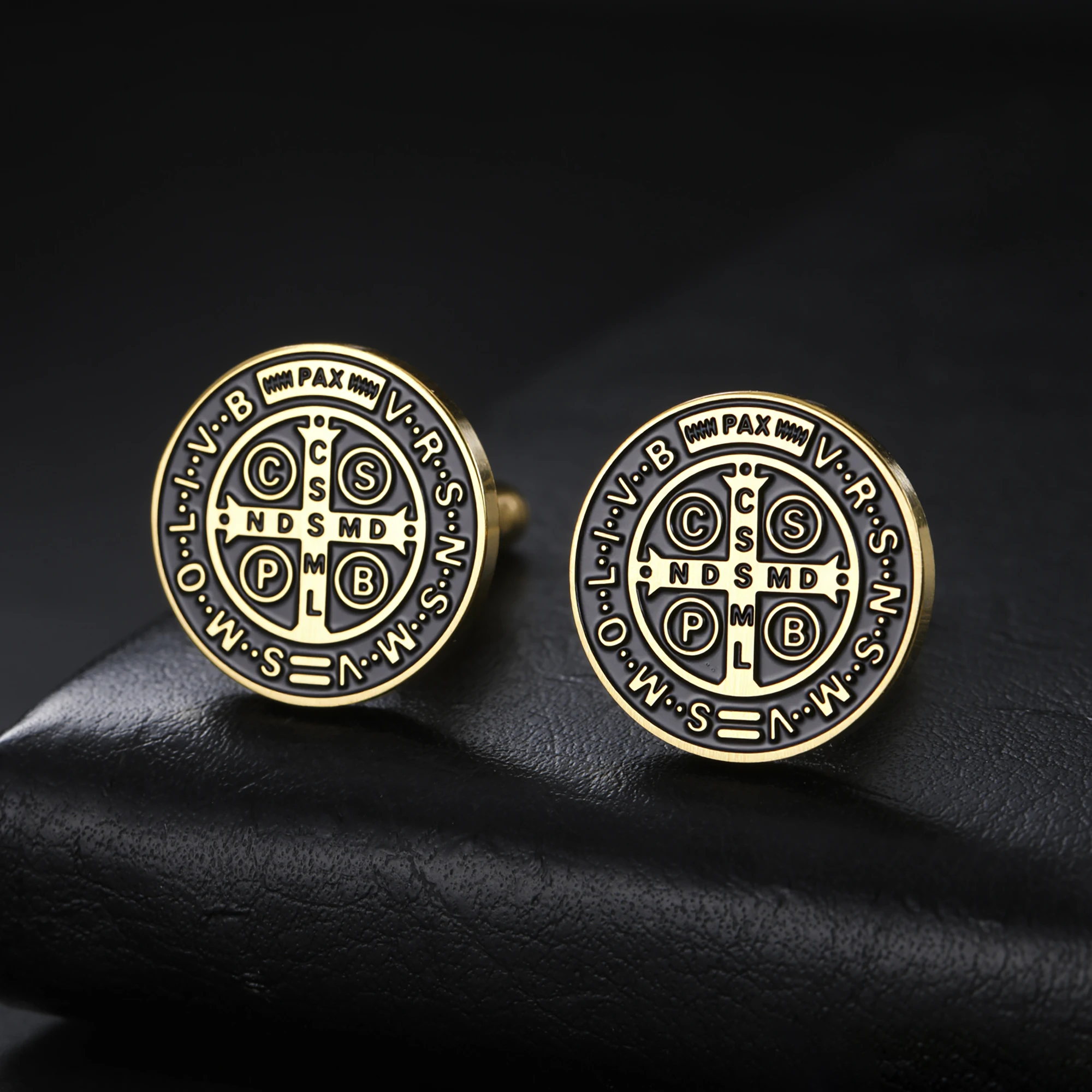 LIKGREAT St Benedict Cufflinks for Men Stainless Steel Cufflink Catholic Spiritual Protection Protection Jewelry Gift
