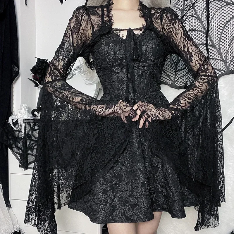 

Vintage Gothic Black Lace T-shirt Women Streetwear Flare Sleeve See Through Sexy Smock Top Elegant Aesthetic Cropped TopsXY22128