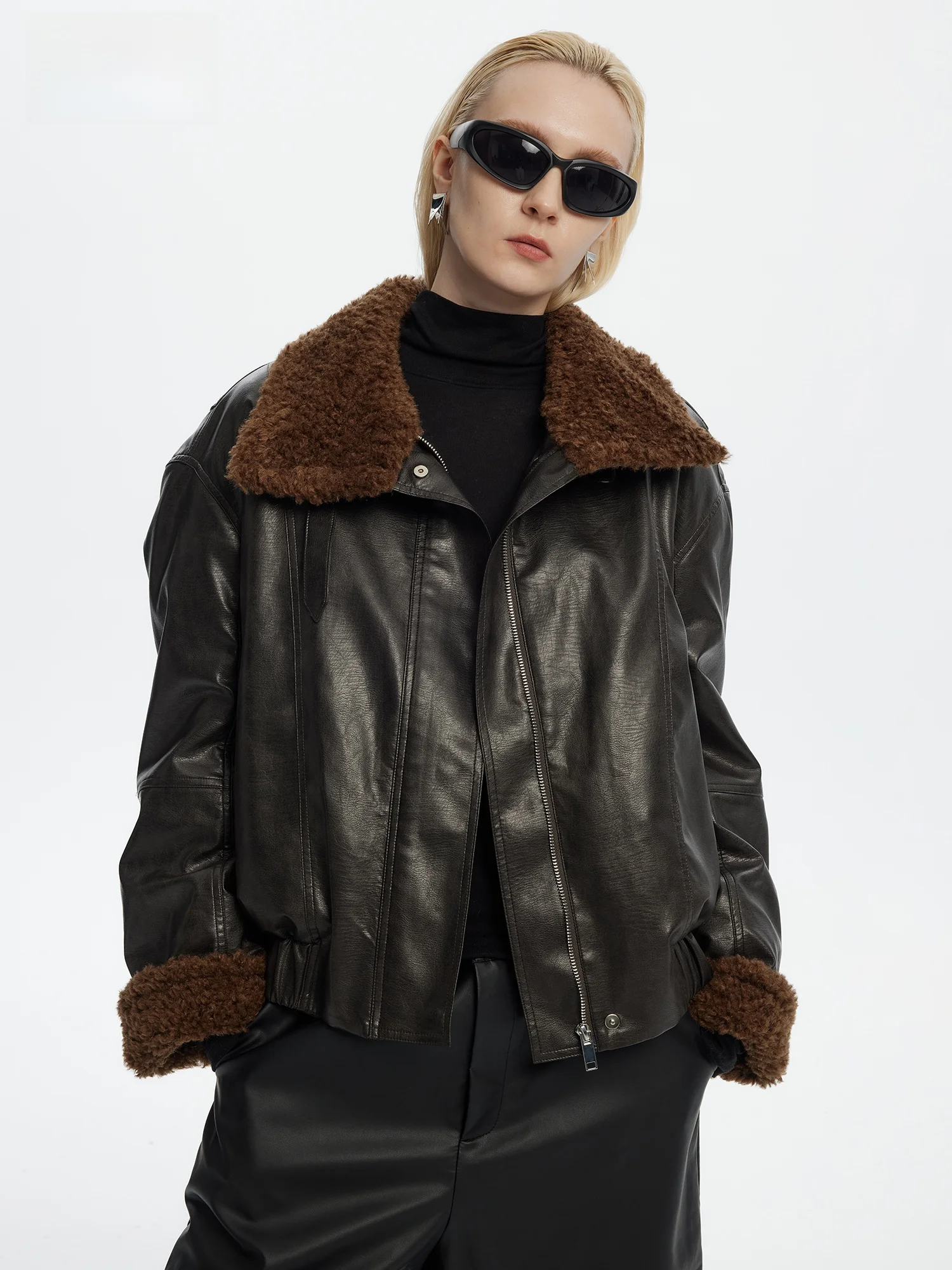 Jaqueta de Couro Vintage Wildund 2025 de Inverno, Modelo Solto, Unissex, Estilo Motociclista com Gola Alta e Forro Grosso