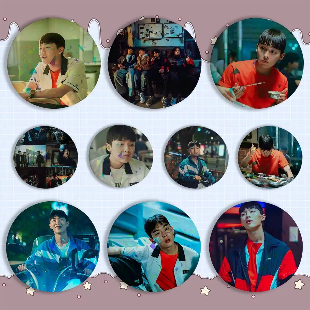 

W-Weak H-Hero KoreaS Series Laser reflective round badges pins bag clothing decorations collectibles gifts for friends