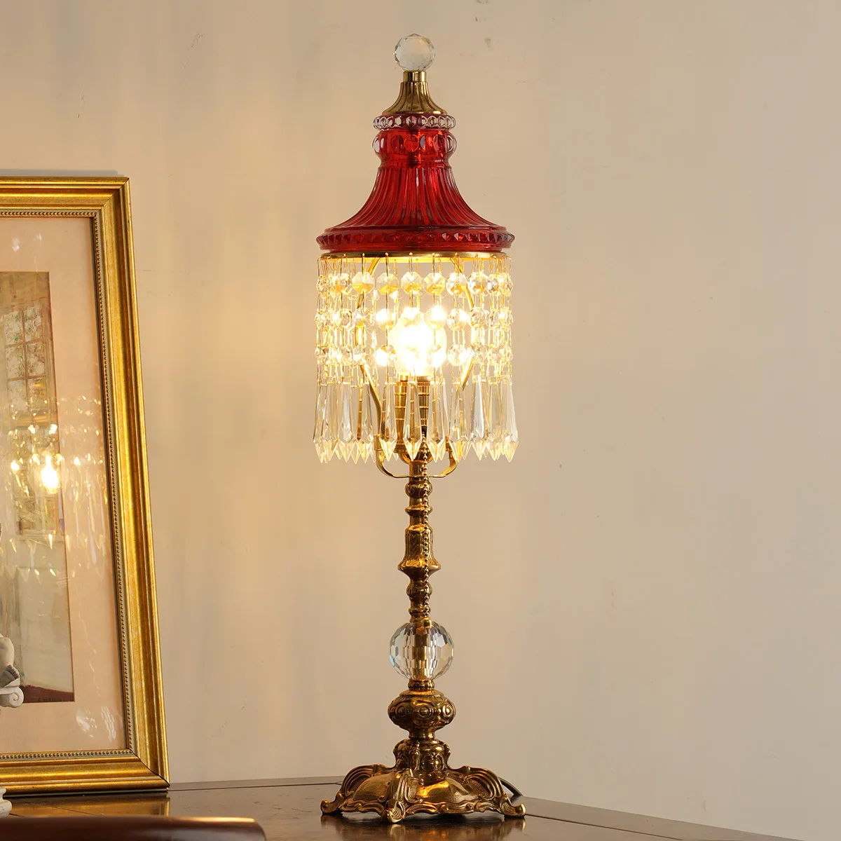 

American retro crystal table lamp modern simple bedroom lamp light luxury art bedside