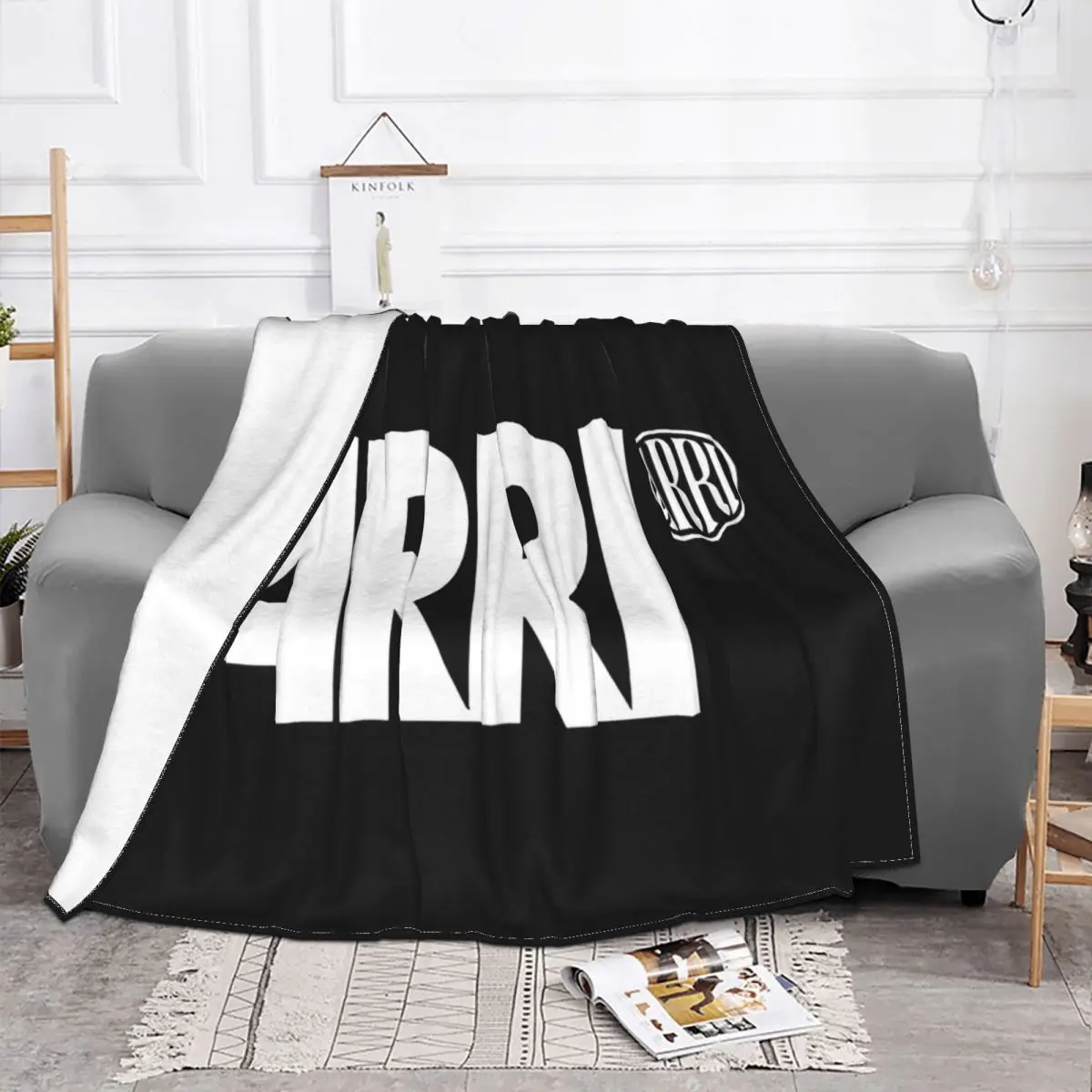 New Arri Motion Logo Film Broadcast Camera Systems Cameraman Size S 2Xl Throw Blanket