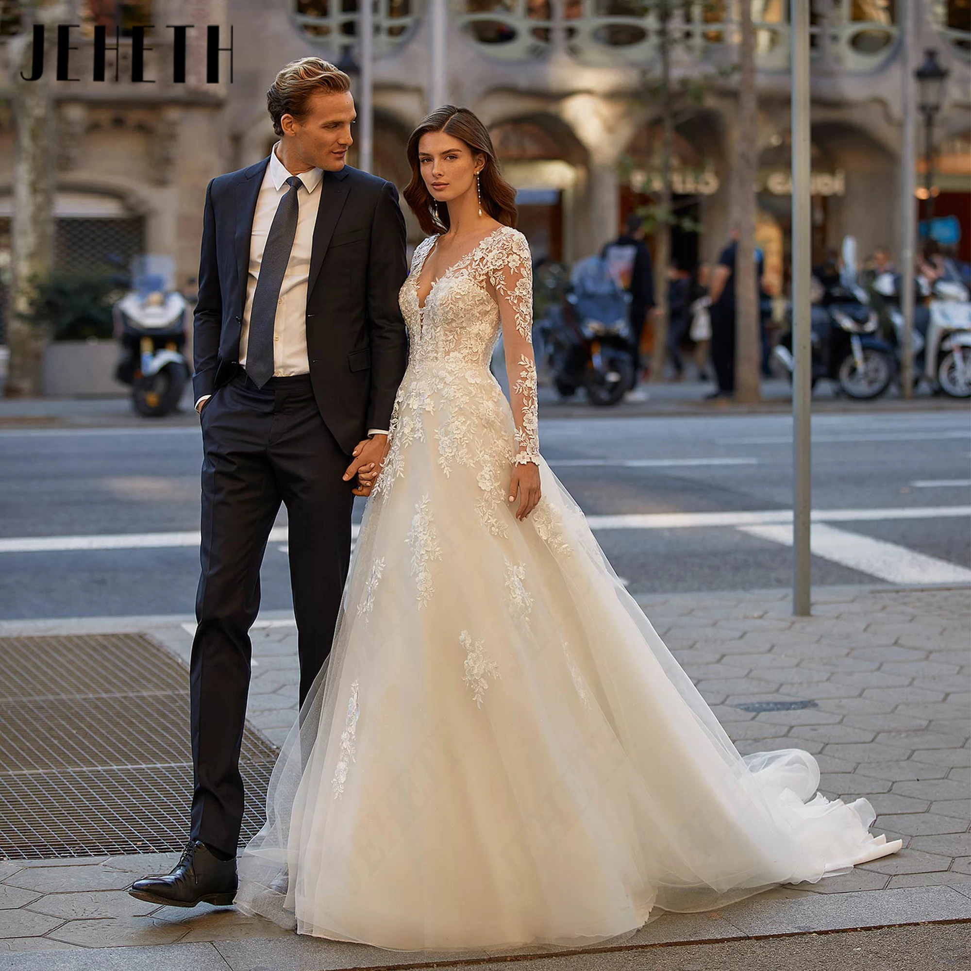 JEHETH Tulle Customized Luxury Wedding Dresses Lace Applique Illusion Long Sleeves Bridal Gown A Line Button Back Bride Dress