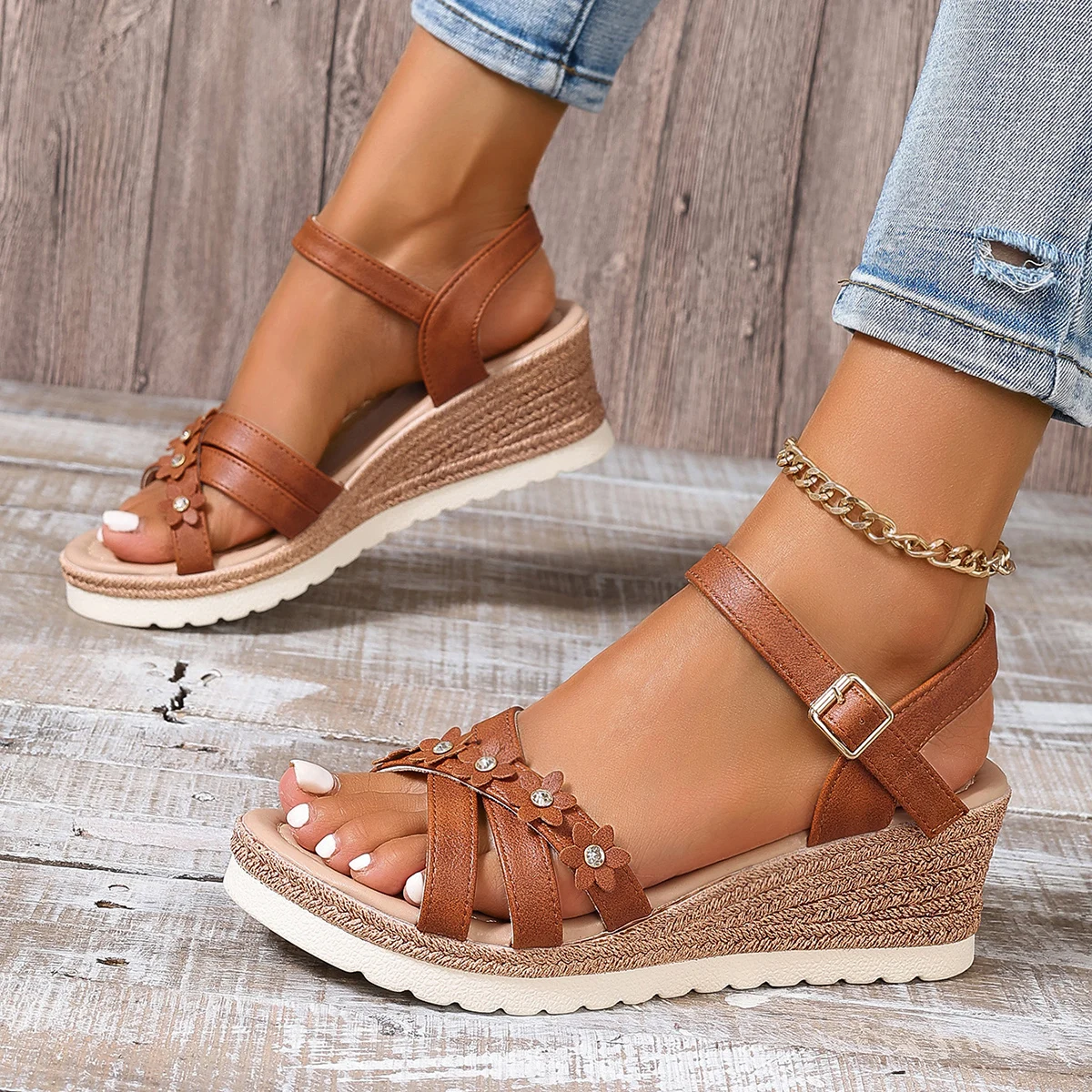 

Women Sandals Comfort Non Slip Beach Shoes Flower Decoration Wedge Sandals Women Summer Ankle Strap Platform Sandals Women