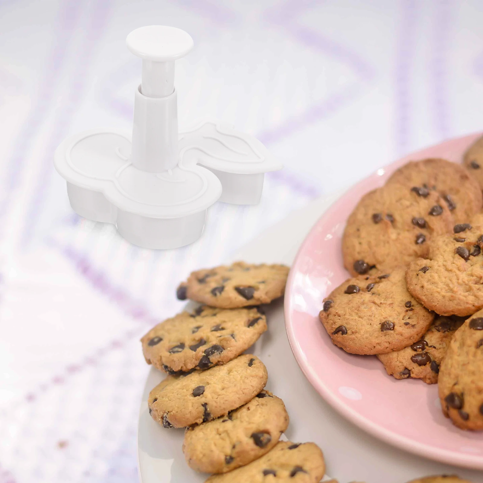 

3pcs Baking Supply Lovely Cookie DIY Biscuit Kitchen Cookie Mold Mould Cookies Pancake Mold Kitchen Tools