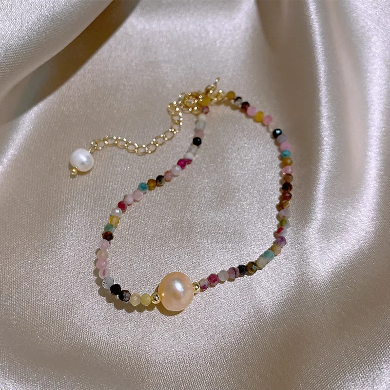 New Design Korean Tamsui Pearl High Grade Colored Crystal Bracelet Instagram Simple and Personalized Handicraft for Women