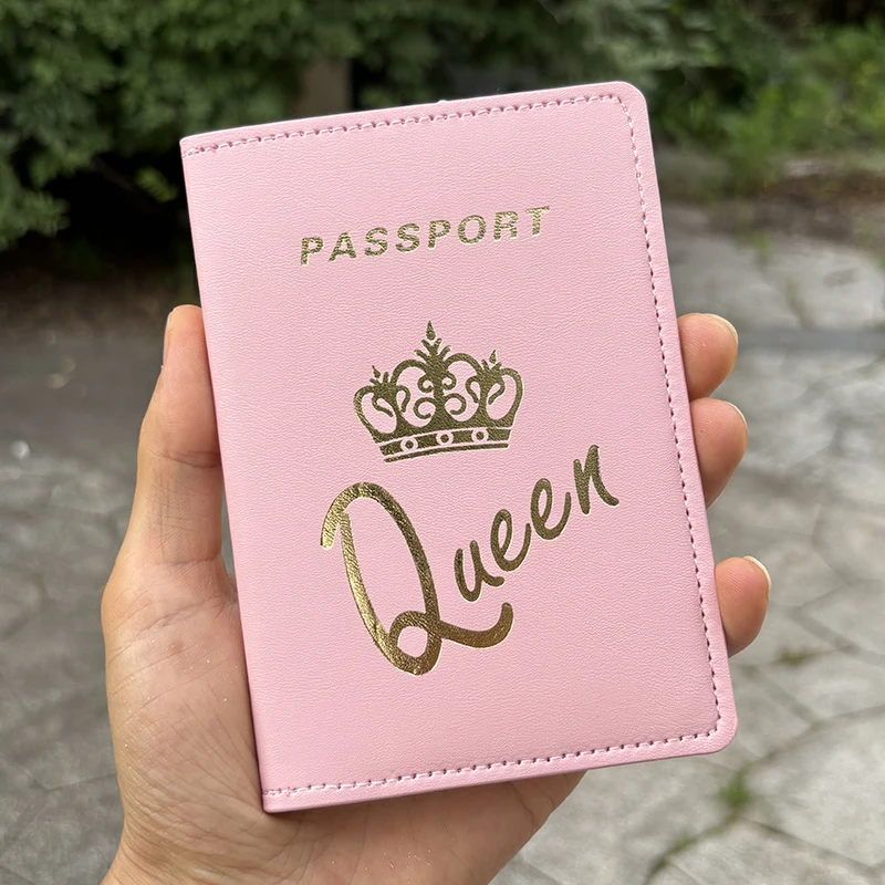 Fashion King / Queen Passport Cover Customizable Name Travel Wallet Pu Case for Passports Tickets Card Holder