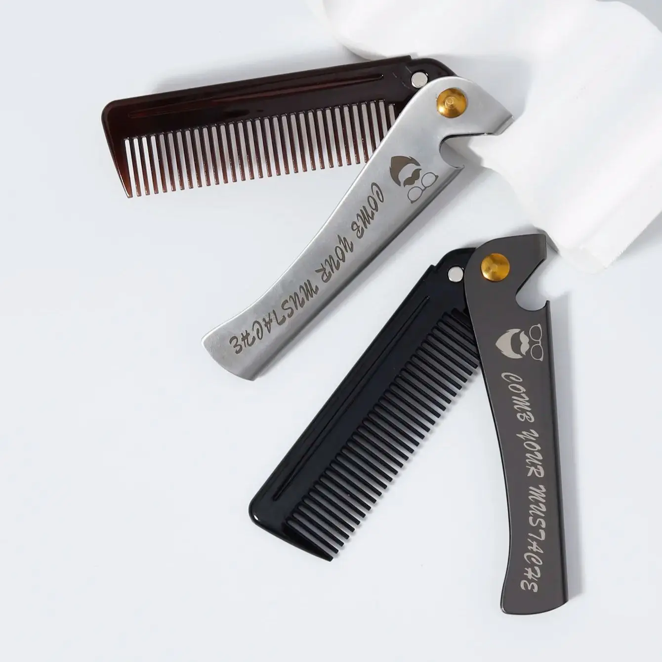 

Folding pocket comb, fine tooth comb straightener, used for daily beauty hair and beard styling,Special for real hair wigs