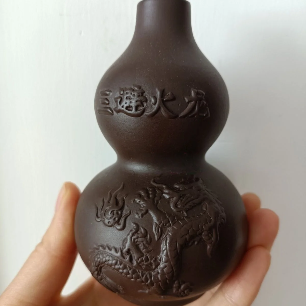 ornamento-aggiornato-a-forma-di-zucca-drago-di-fuoco-in-argilla-viola-oggetto-decorativo-da-cucina-amuleto-luy-vaso-drago-anti-fiamma-stile-nord-ovest