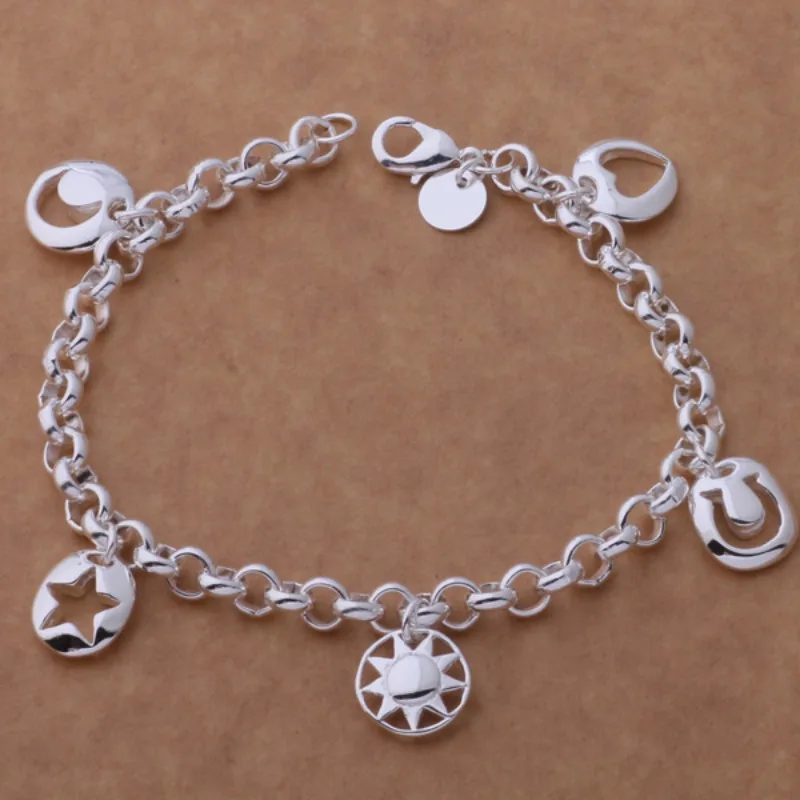 925 Sterling Silber Armband Klassisches Herz-Design für Damen Mode Einfacher Verlobungs- und Hochzeitsschmuck Hochwertige Geschenke