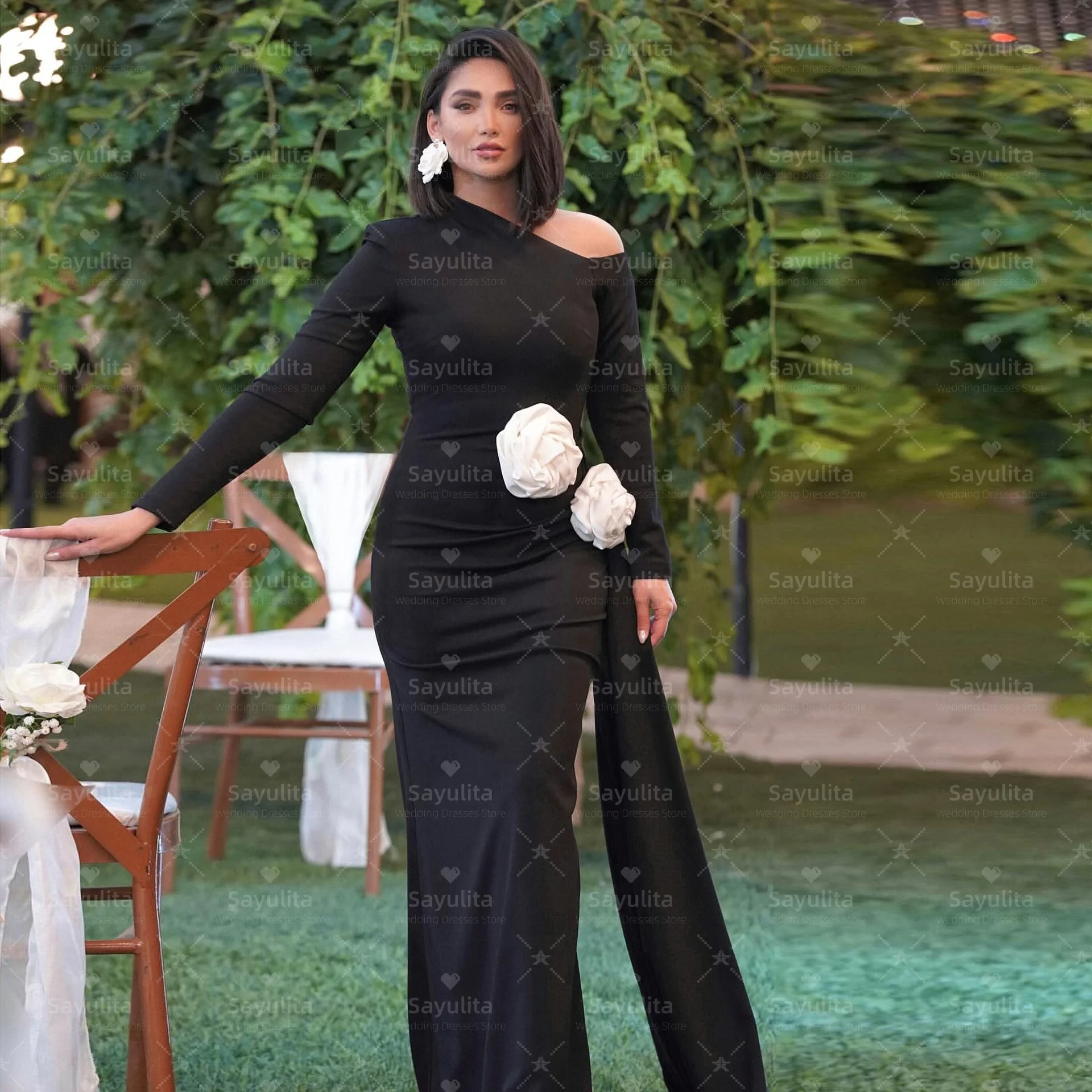 

Sayulita Saudi Women Black Prom Dresses White Flowers Long Sleeves Evening Gowns with Flutters Vestidos De Noches Customized