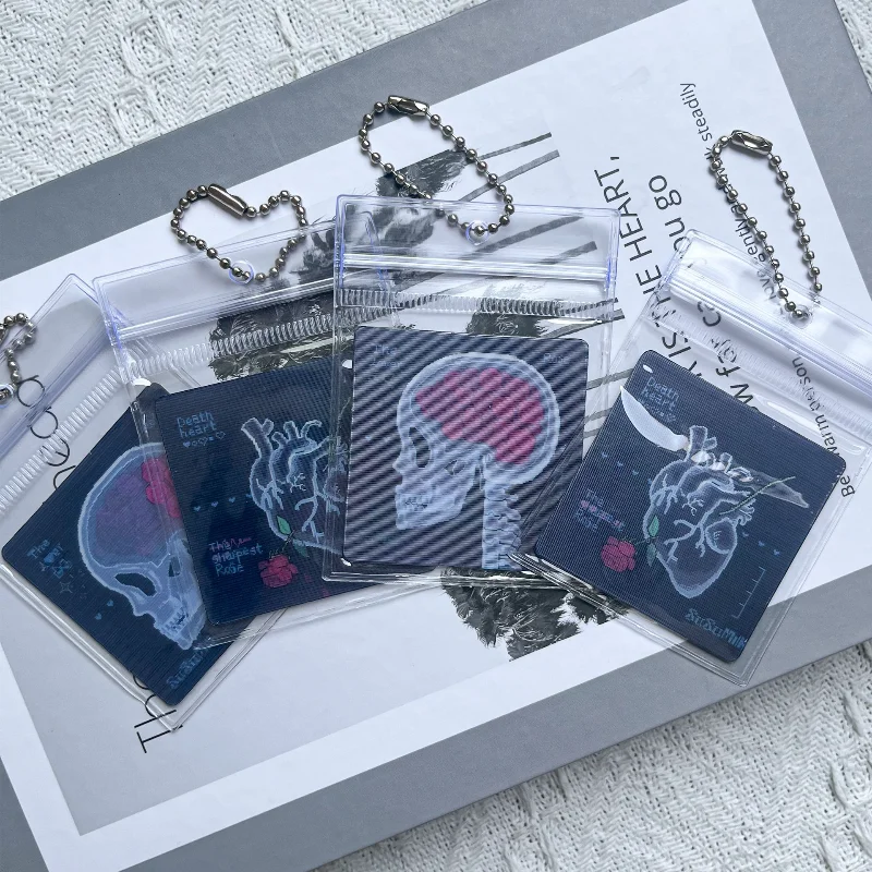 Rose Skull ตะแกรงการ์ดพิกเซลสไตล์ CT Retro ฟิล์ม Key CHAIN กระเป๋าจี้ตกแต่งสไตล์ใหม่ของเล่นเป็นของขวัญ 1 ชิ้น