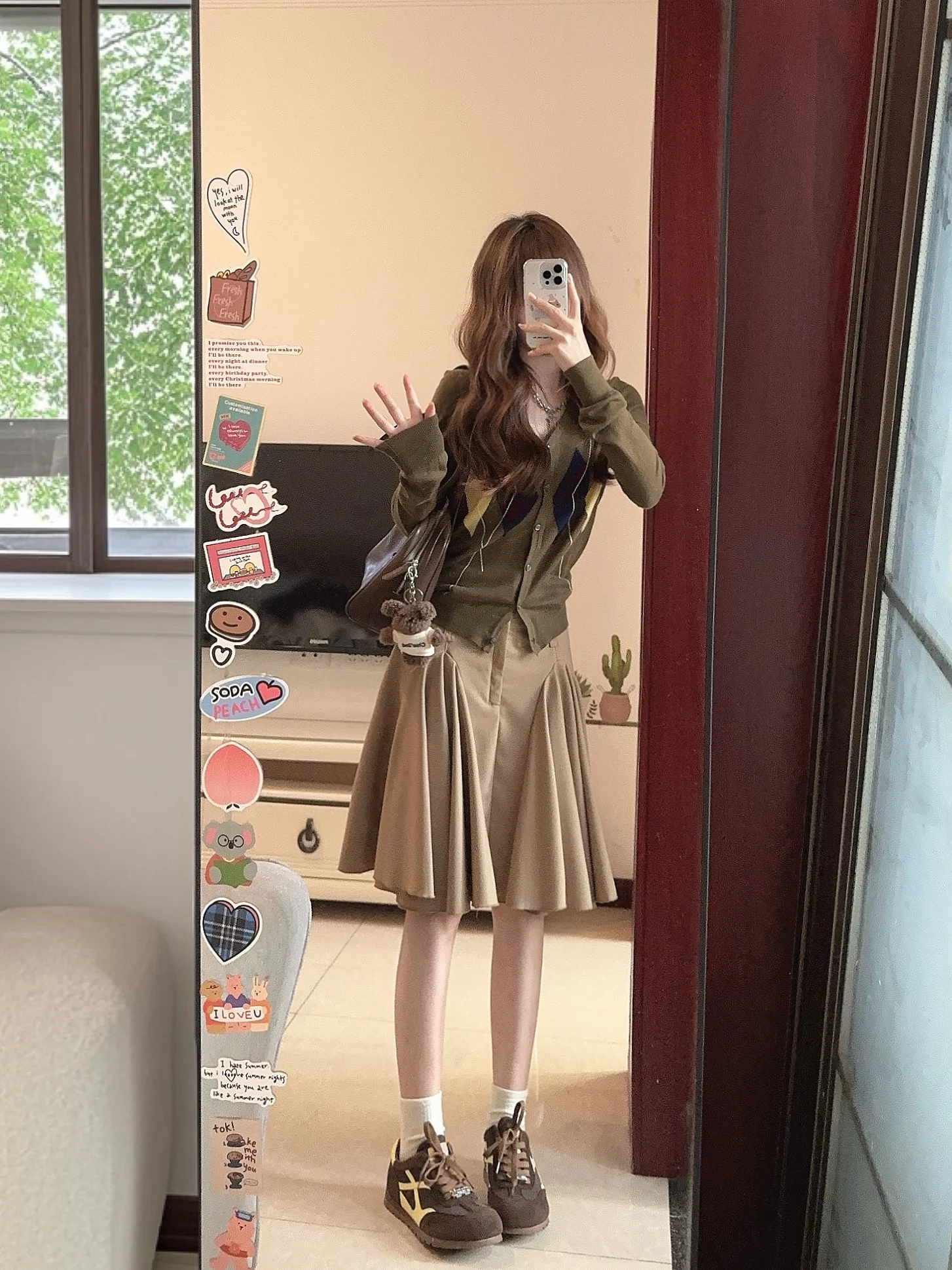 High Waist A-Line  Skirt Women's Autumn Winter New Style Vintage Khaki Pleated Skirt Slimming Hip Covering High Quality