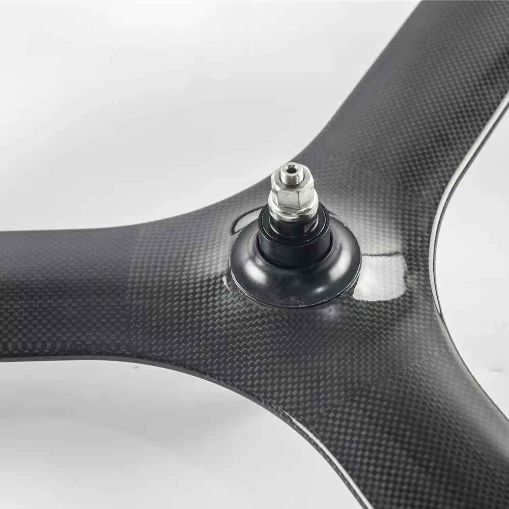 Tri Speichen Carbon Räder 700C Rennrad Drahtreifen Carbon Laufradsatz für Rennrad Rad