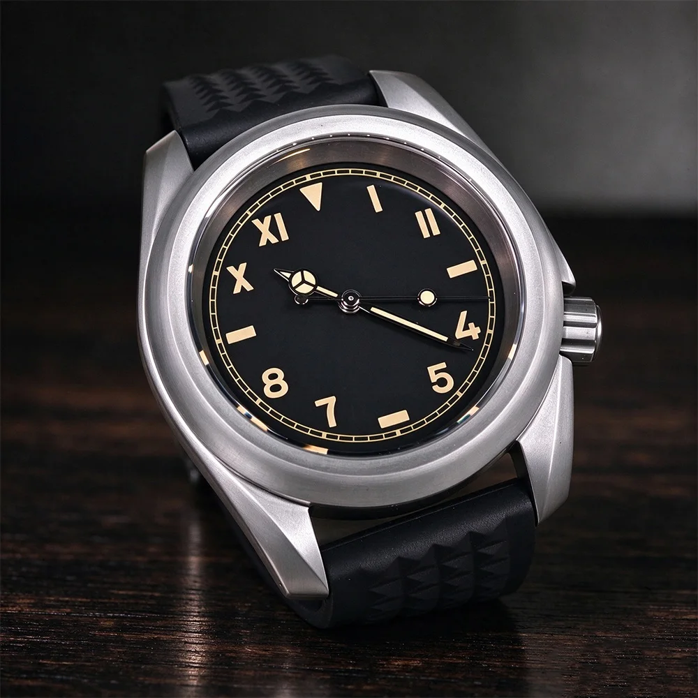 Men's Automatic Mechanical Watch NH35 38mm Retro Waterproof Sapphire Crystal Stainless Steel Wristwatch