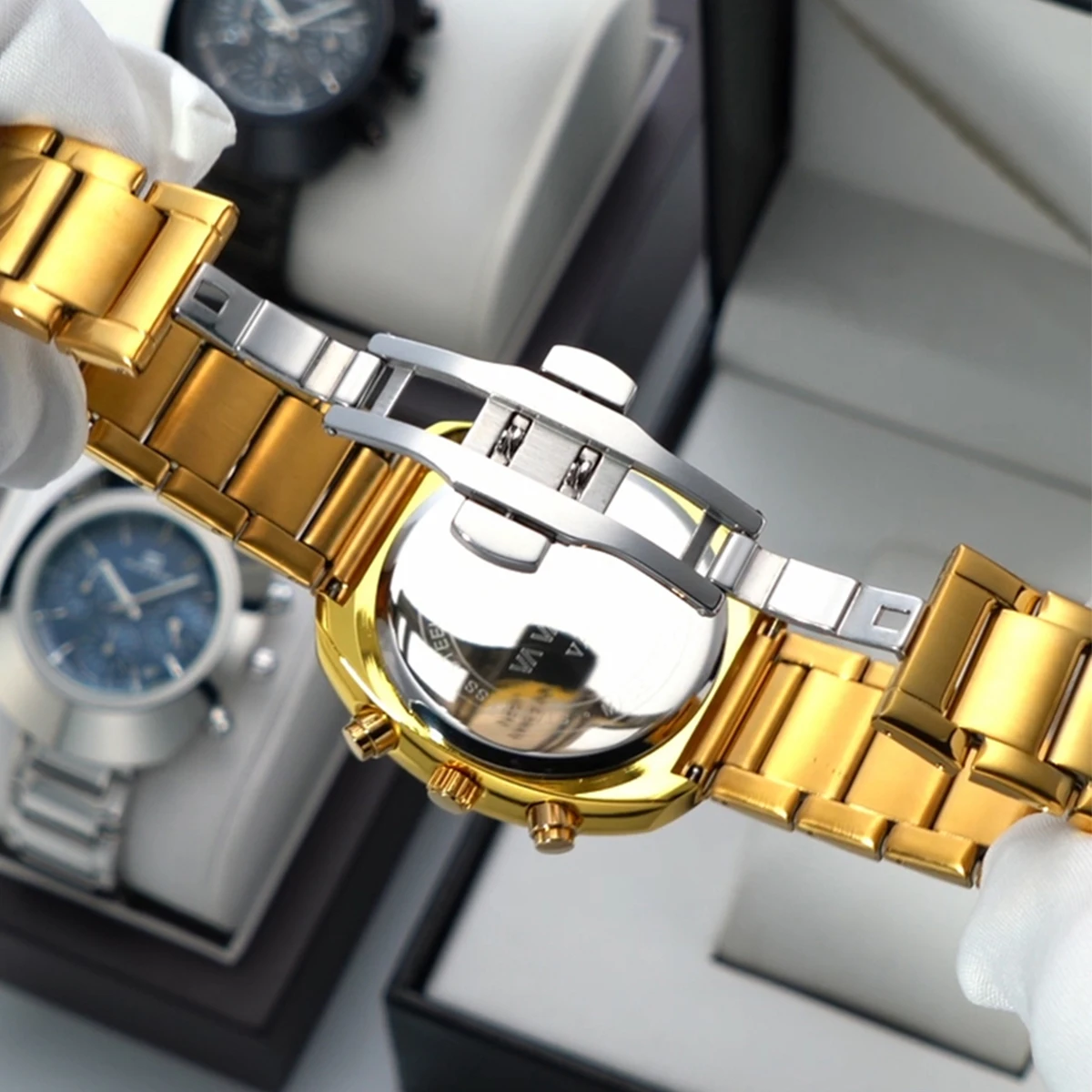 VA VA VOOM ブランド腕時計メンズスポーツレジャースタイルステンレススチールストラップファッショナブルなオーバルダイヤル多機能ランニングセカンドウォッチ