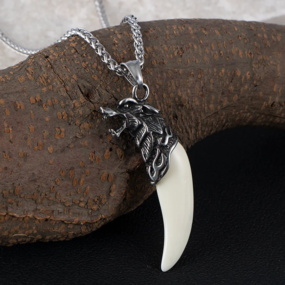 

Stainless Steel Wolf Tooth Men Women Necklaces Pendants Wolf Head Animal Punk Rock Trendy Fashion Jewelry Accessories Wholesale