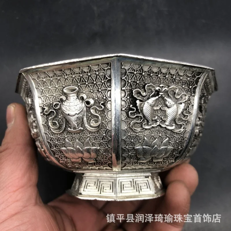 Antique Collection Old Rural Objects Made in Years of Qian Long Emperor of Qing Dynasty Eight Treasure Bowl Household Bowl Craft