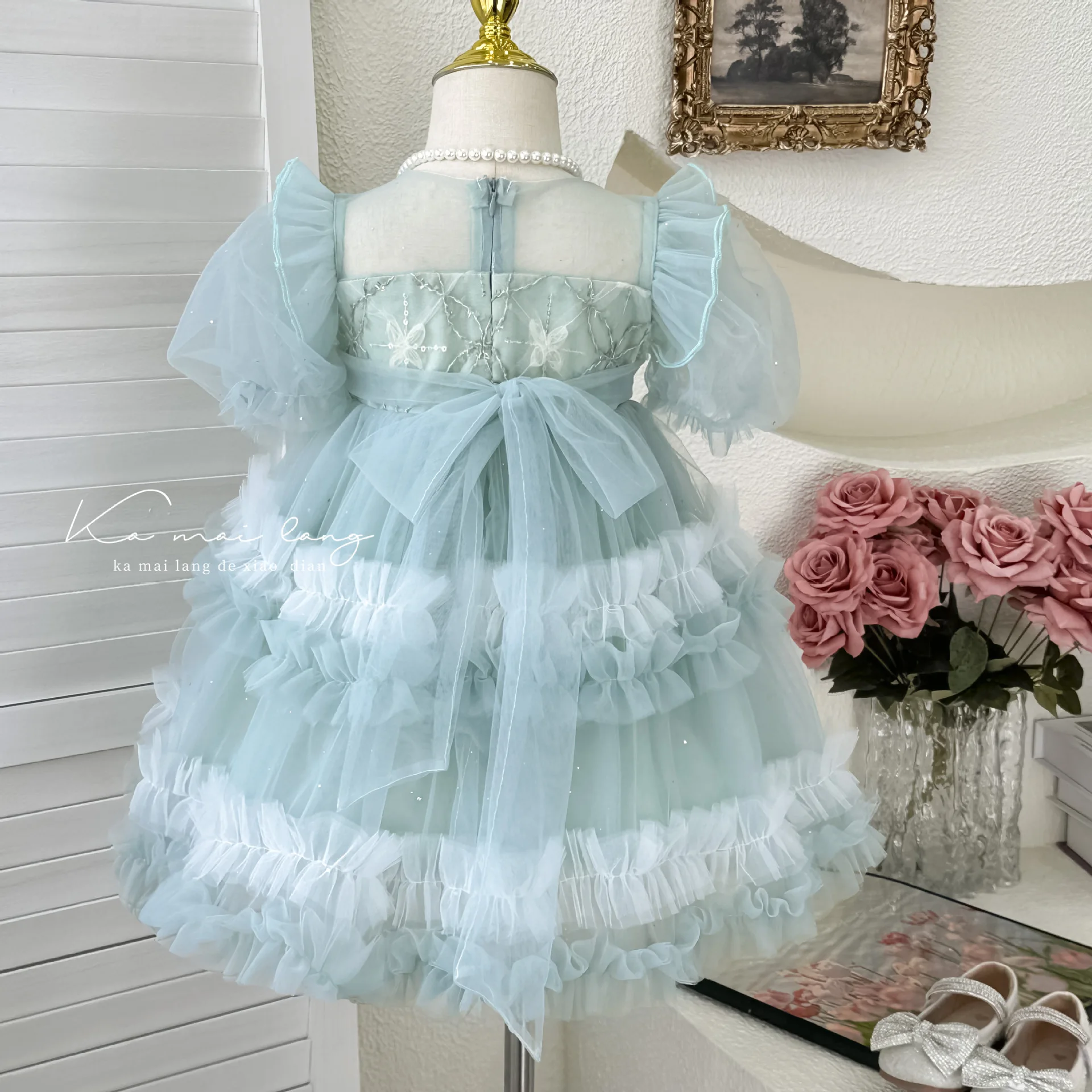 Girls Dress 2024 Summer New Childrens Wear Senior Foreign Pommel Skirt Birthday Skirt Puffed Sleeve Embroidery Princess Dress