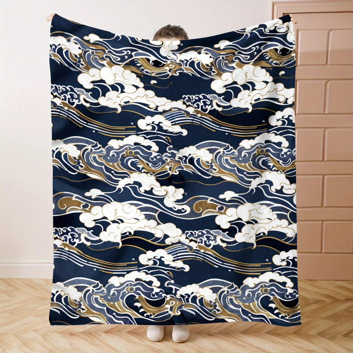 

Soft & Cozy Japanese Wave Print Flannel Throw Blanket - Versatile For Bed, Sofa, Office, Camping & Travel