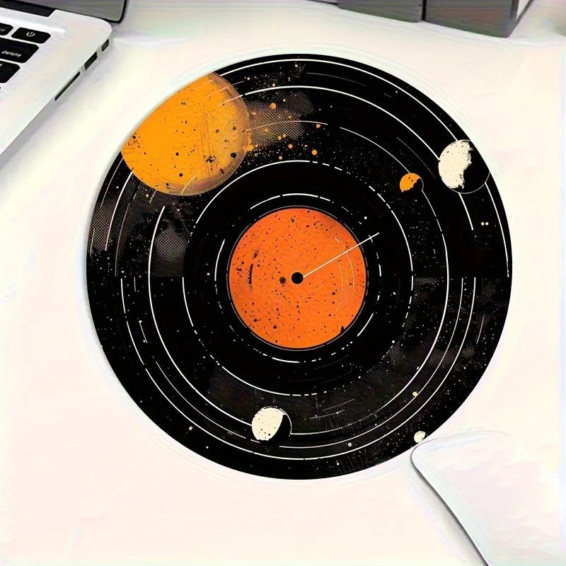 

The vinyl record design game mouse pad is circular and suitable for home and office decoration as a computer accessory