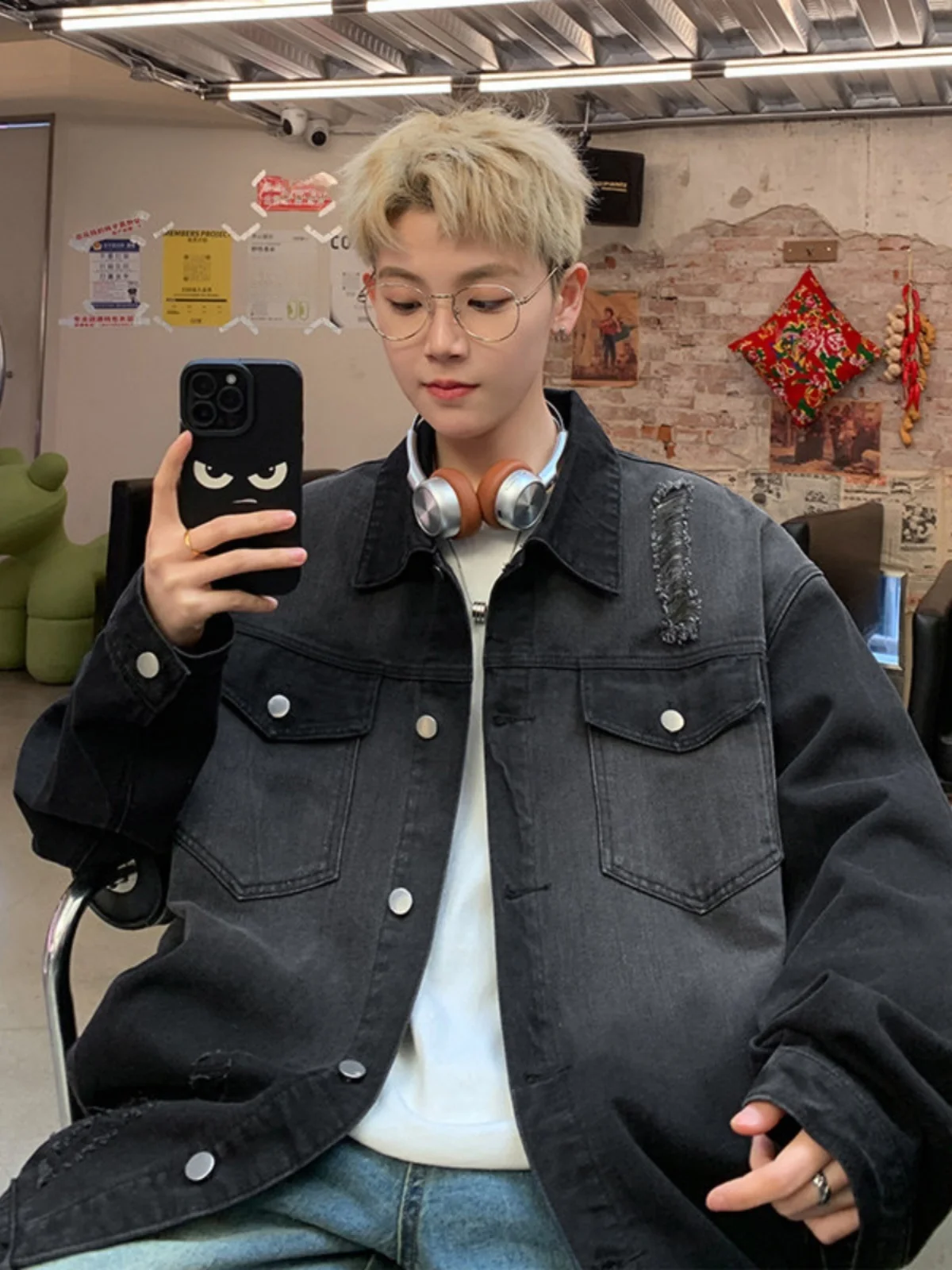 

Мужская джинсовая куртка в стиле ретро, повседневная, винтажная, с эффектом потертости, весенне-осенняя, свободного кроя, с длинными рукавами, молодежная мода