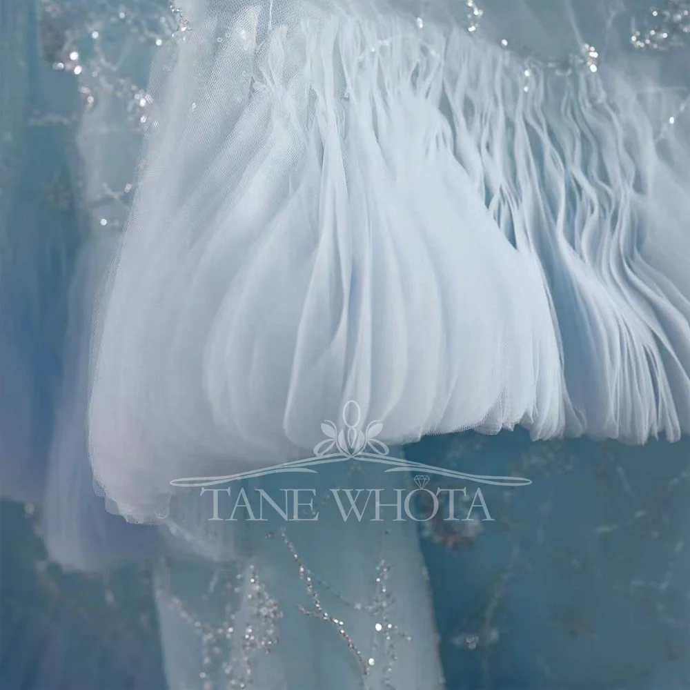 Luxury Customizable Strapless Sleeveless Prom Dress 2025 Lace-Up Back Tiered Style Evening Gown For Women