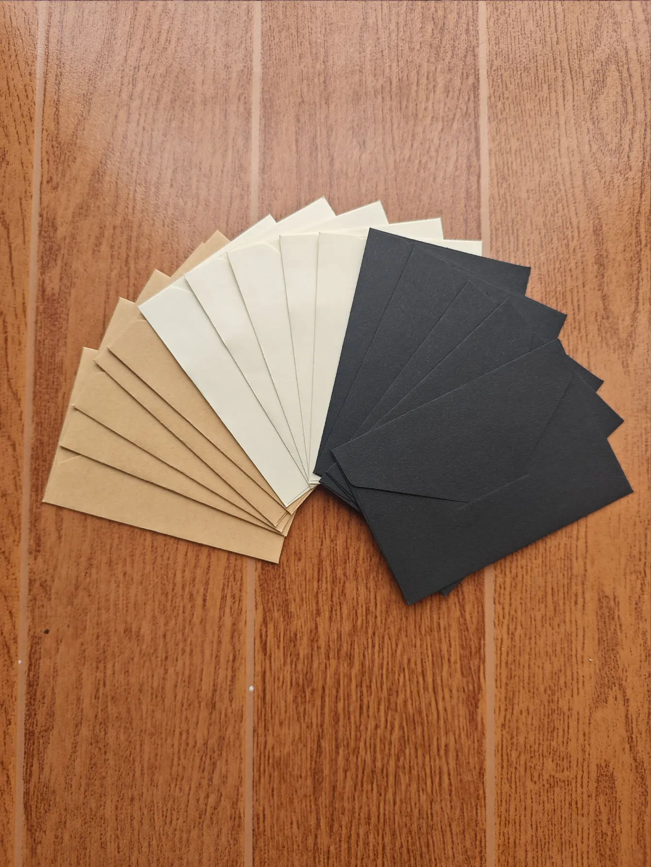 10PCS Classical Retro Mini Paper Envelopes Creative Small Card Note Holders Wedding Invitation Envelope Gift Envelope