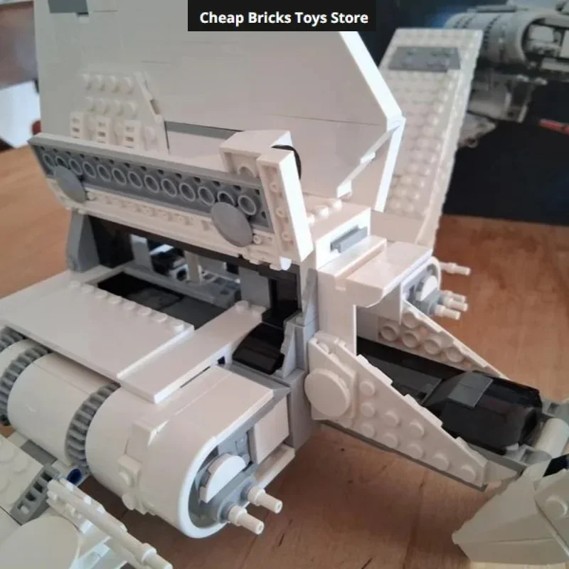 Image of 2026 961-teiliger Tri-Wing Interstellarer Starfighter Raumfähren-Modell-Bausatz Weihnachtsgeschenke für Familien-Dekoration